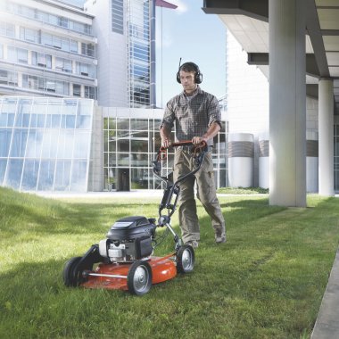 Plæneklipper u/opsamler