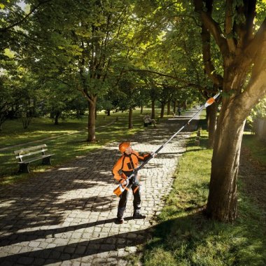 Batteriteleskopstangsav