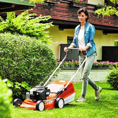 Plæneklipper benzin